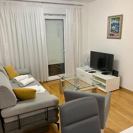 Apartment Pearl-Free Parking Makarska Eksteriør bilde