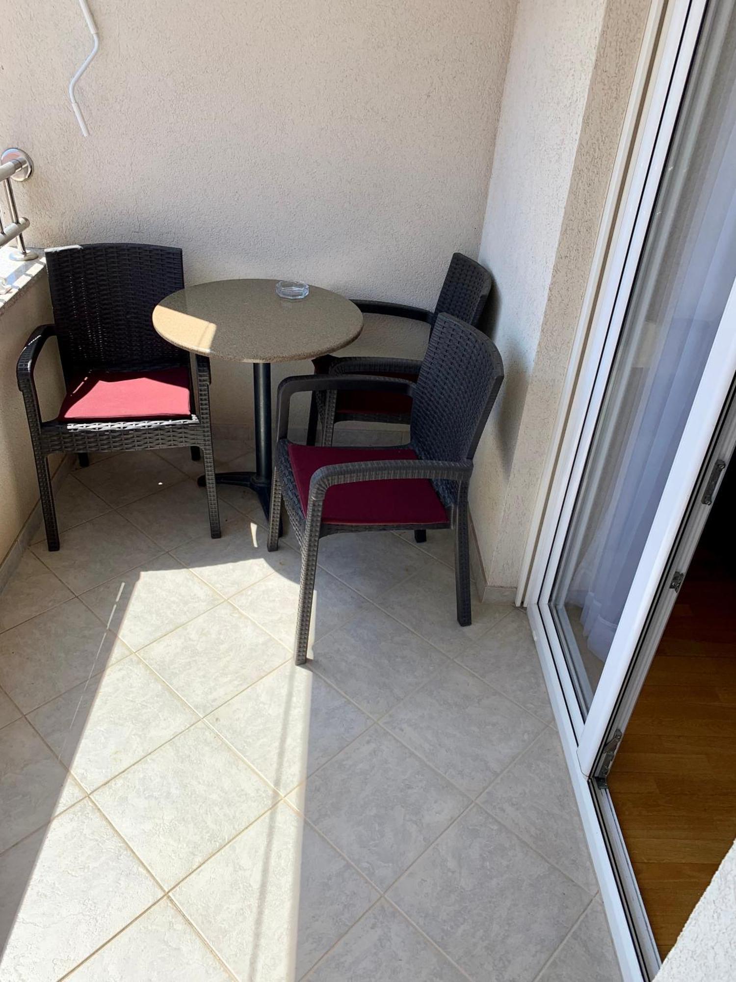 Apartment Pearl-Free Parking Makarska Eksteriør bilde